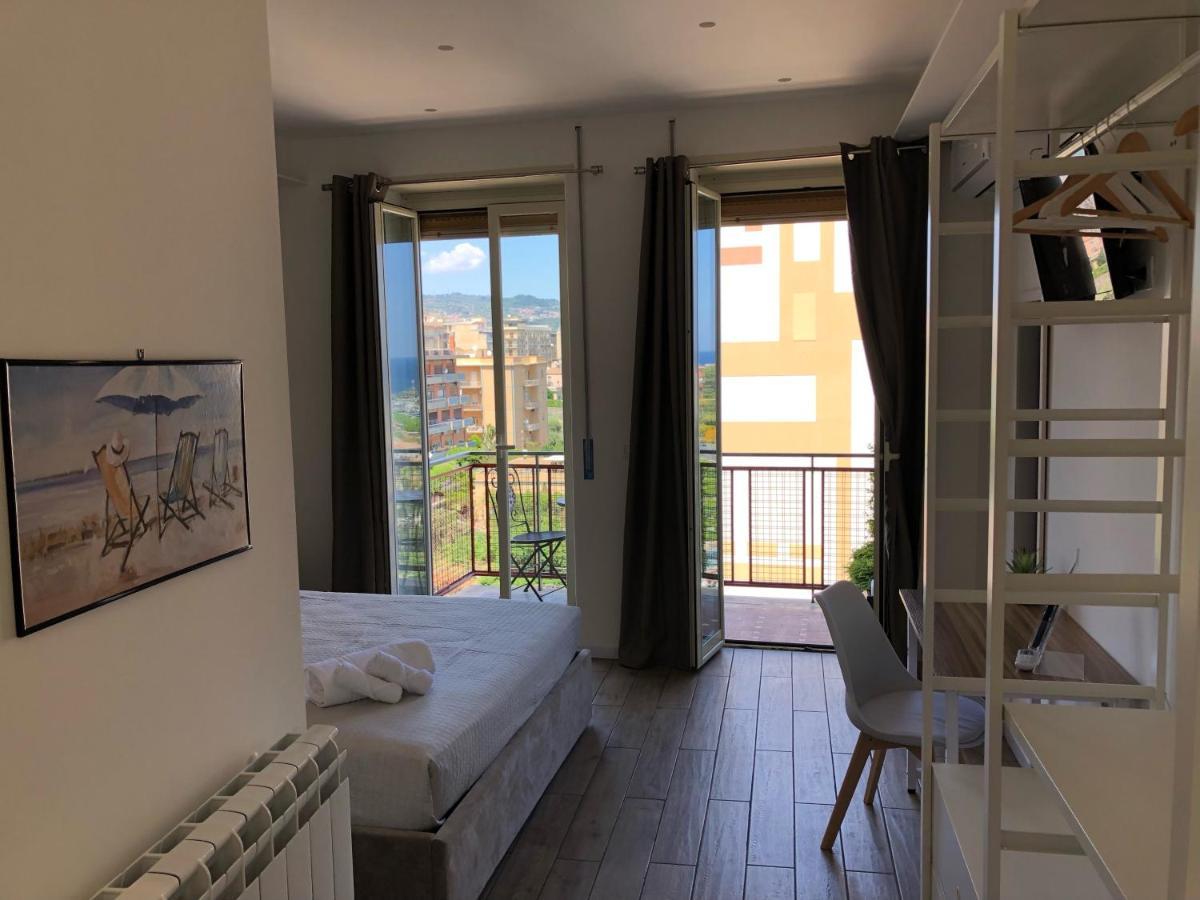 קטאניה Seascape Rooms מראה חיצוני תמונה